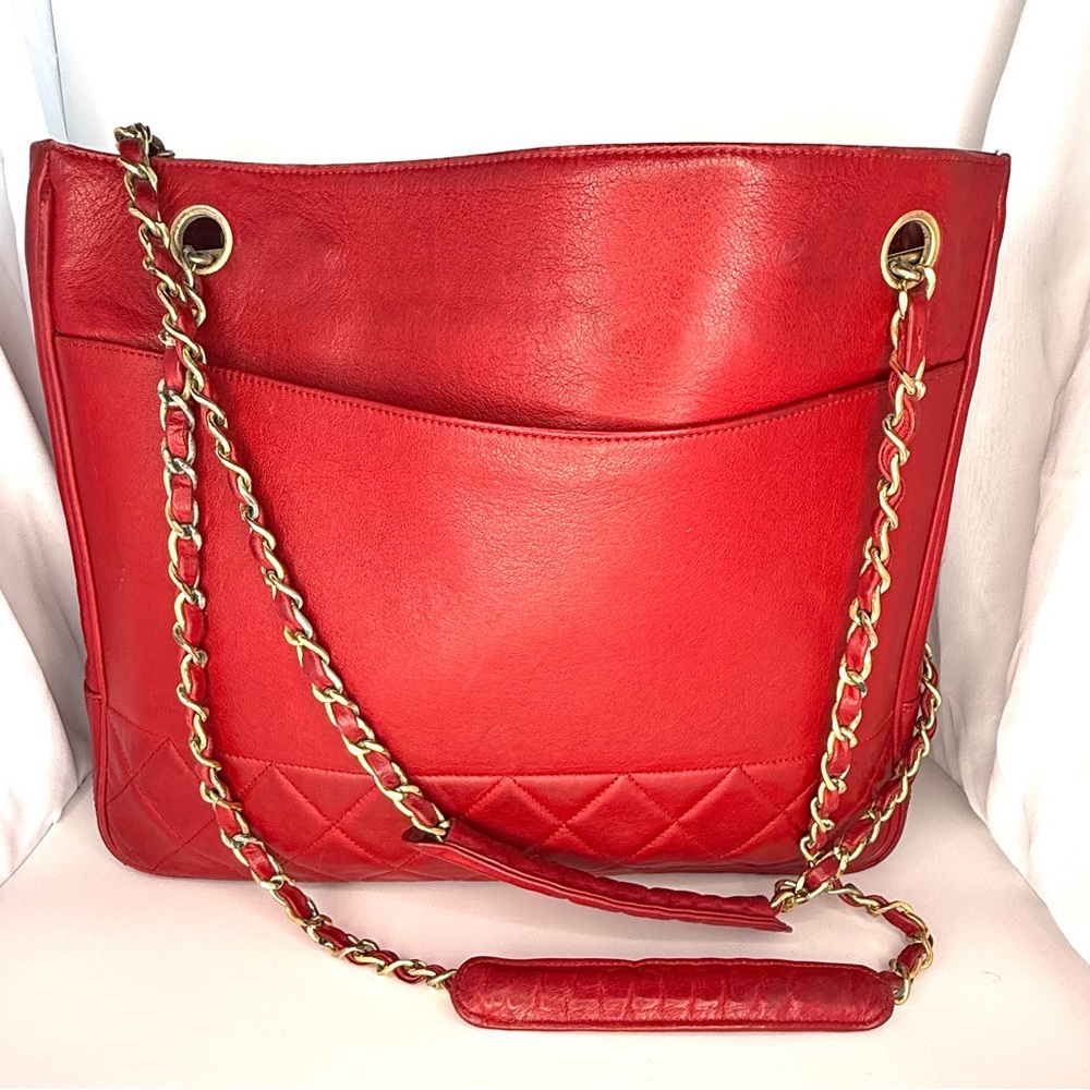 Chanel Vintage Red Leather Lambskin Tote (rare) ❤️❤️